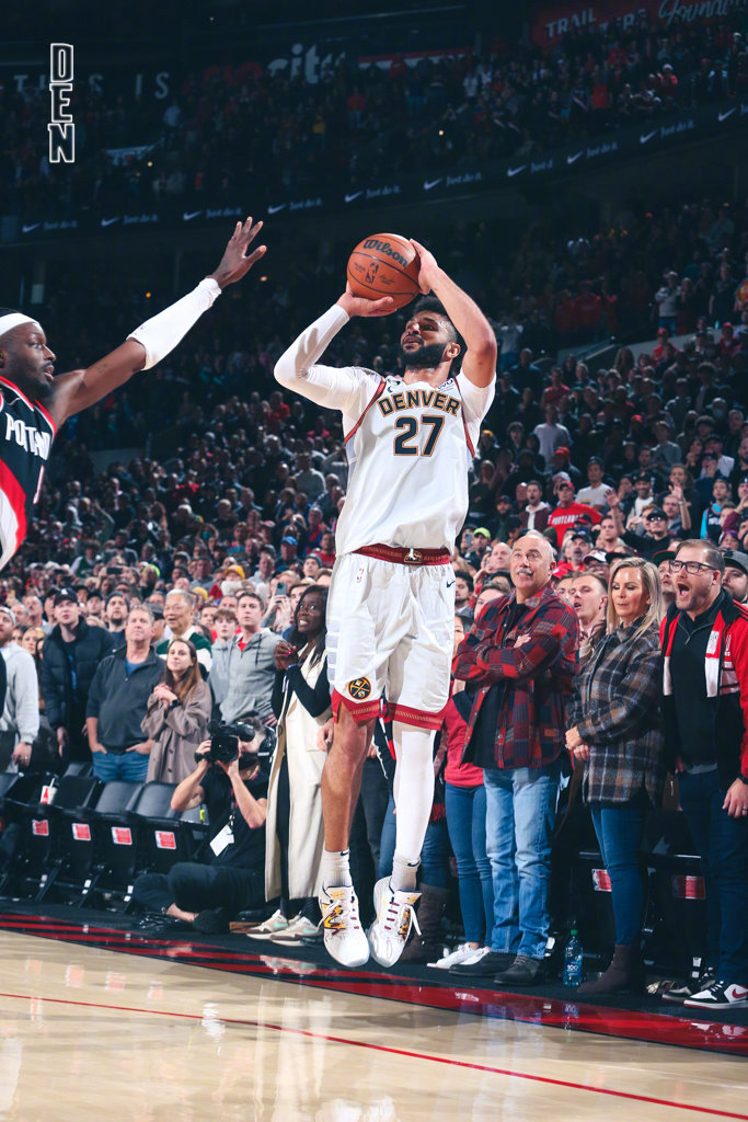 巴特勒焦点对战，穆雷与30激战热火分钟，比赛局势复杂胜负难料！热度持续攀升的简单介绍-开云体育